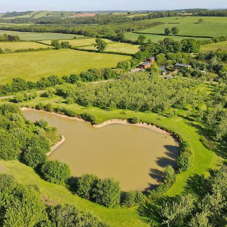 Braeburn Lodge Winkleigh Zewnętrze zdjęcie