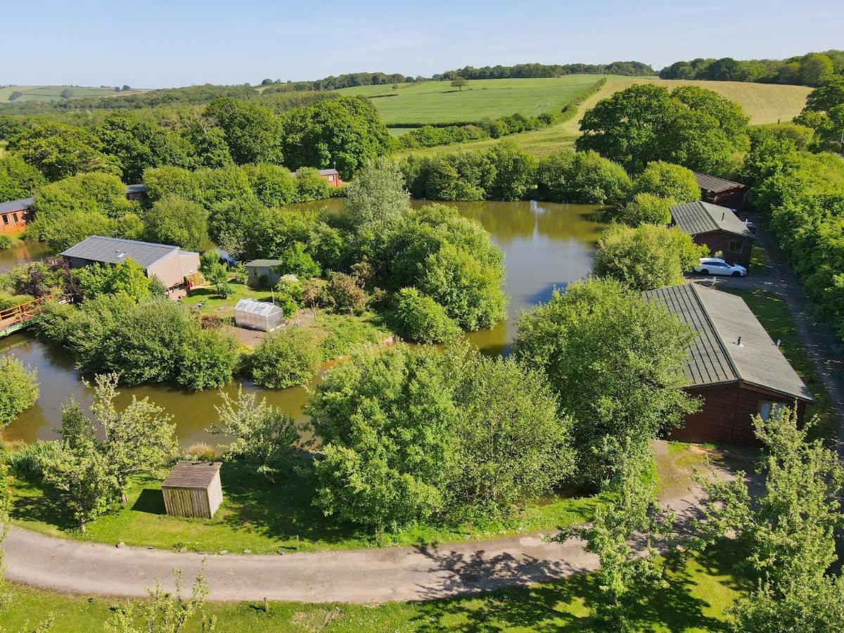 Braeburn Lodge Winkleigh Zewnętrze zdjęcie